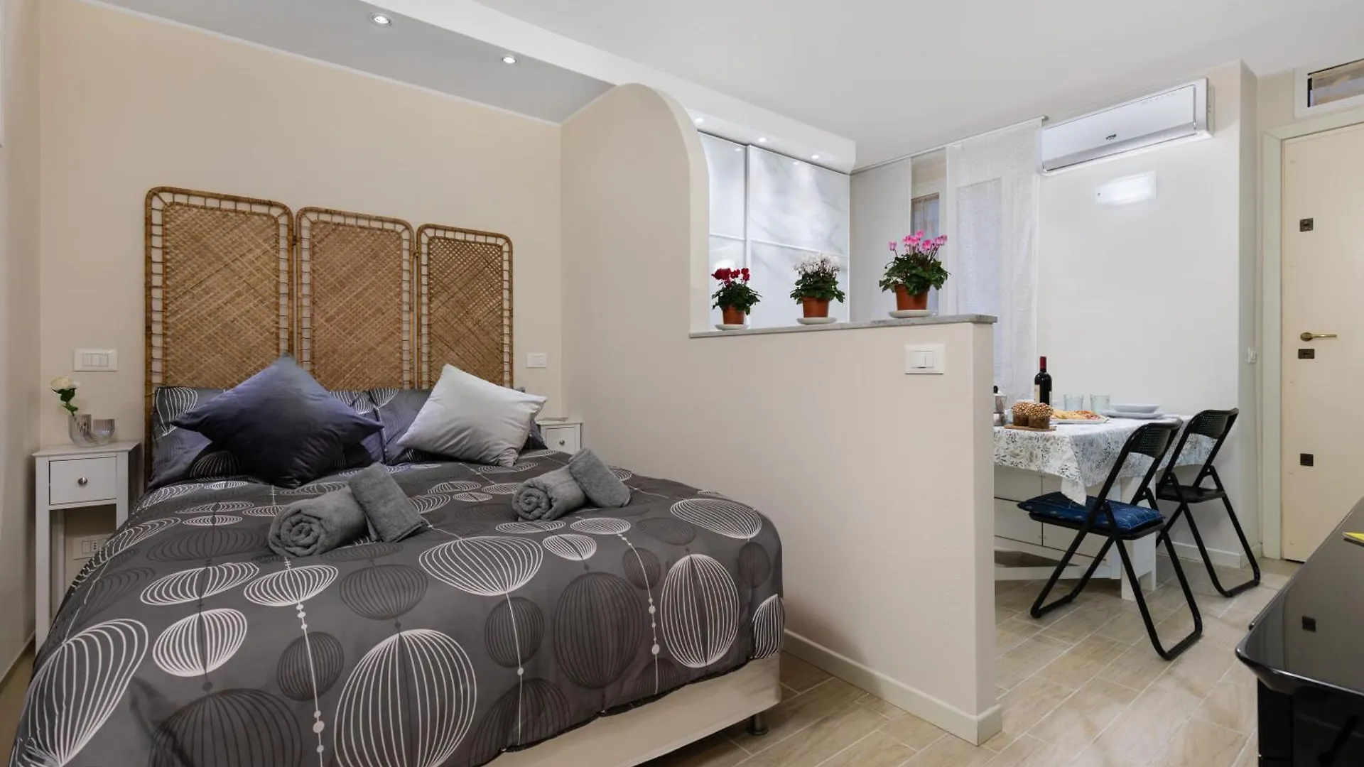 Apartment Salone Del Mobile-Duomo-Citylife In The Heart Of The City Milan Italy